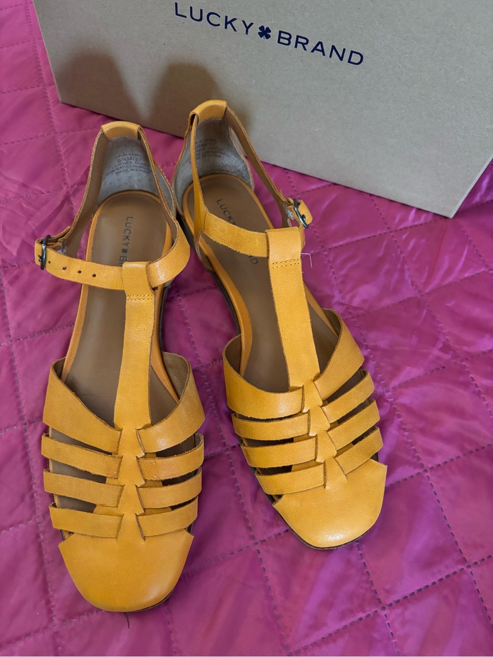Lucky Brand Orange Leather Strappy T‑Bar Sandal - Picture 2 of 8